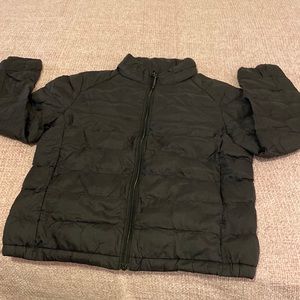 Uniqlo kids puffer jacket size 9-10 color black gray